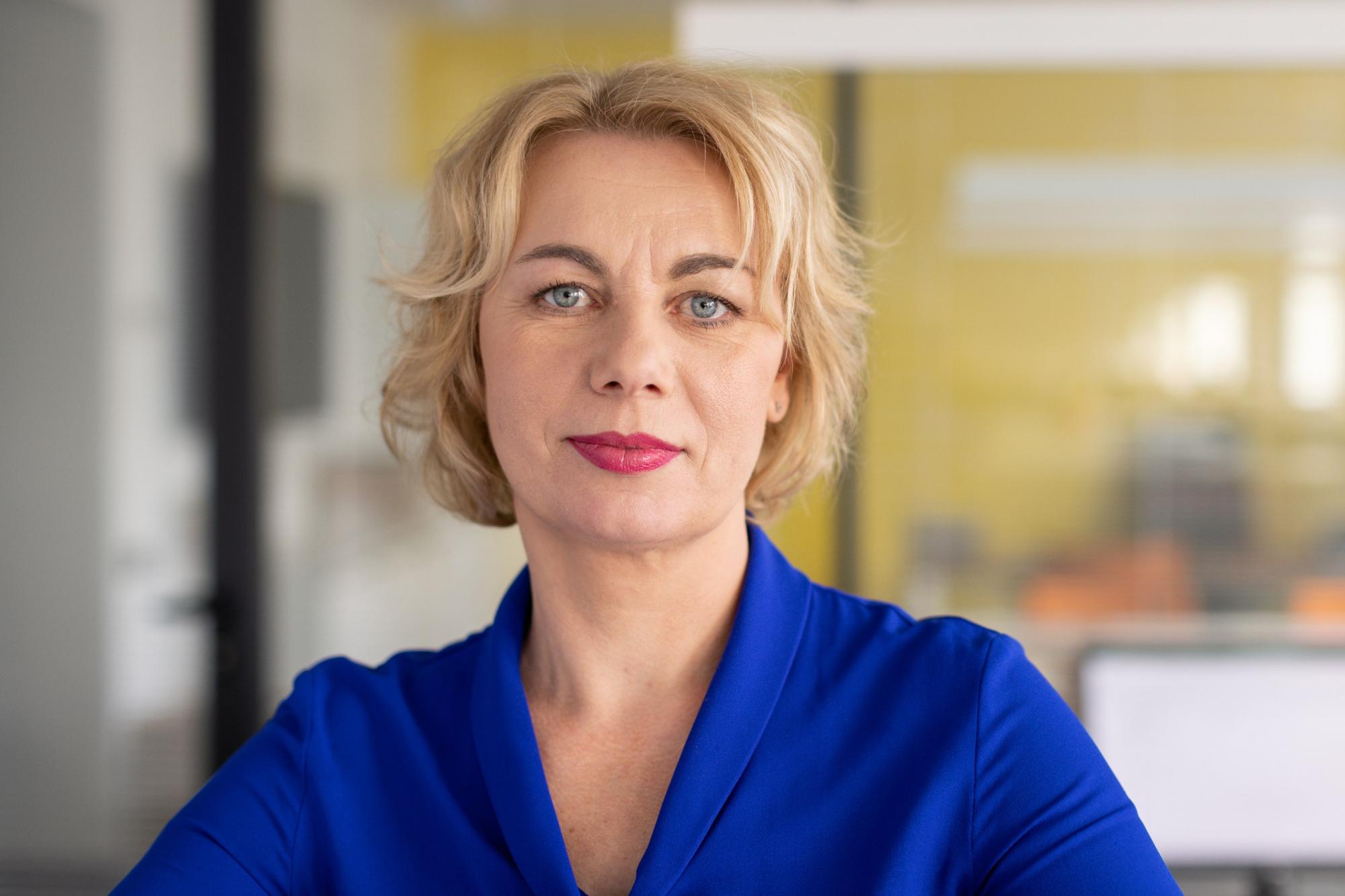 Жінки в "чоловічих" професіях: як вони руйнують стереотипи та змінюють ринок праці